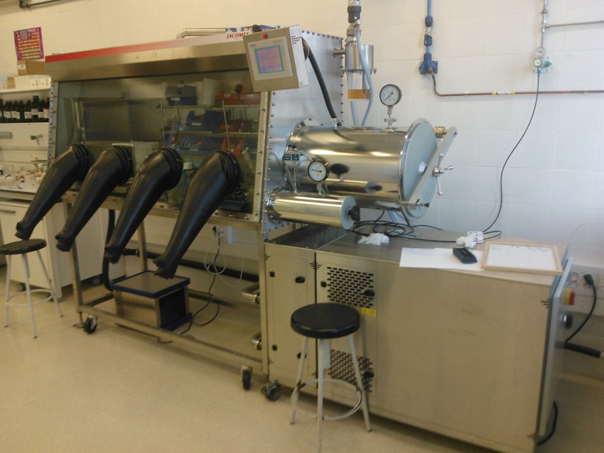 02_Glovebox_JACOMEX